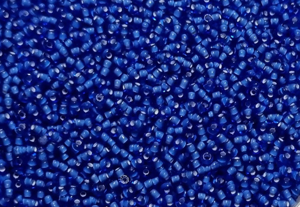 Preciosa Rocailles - 2,6 mm - Blau mit Weißeinzug 35056